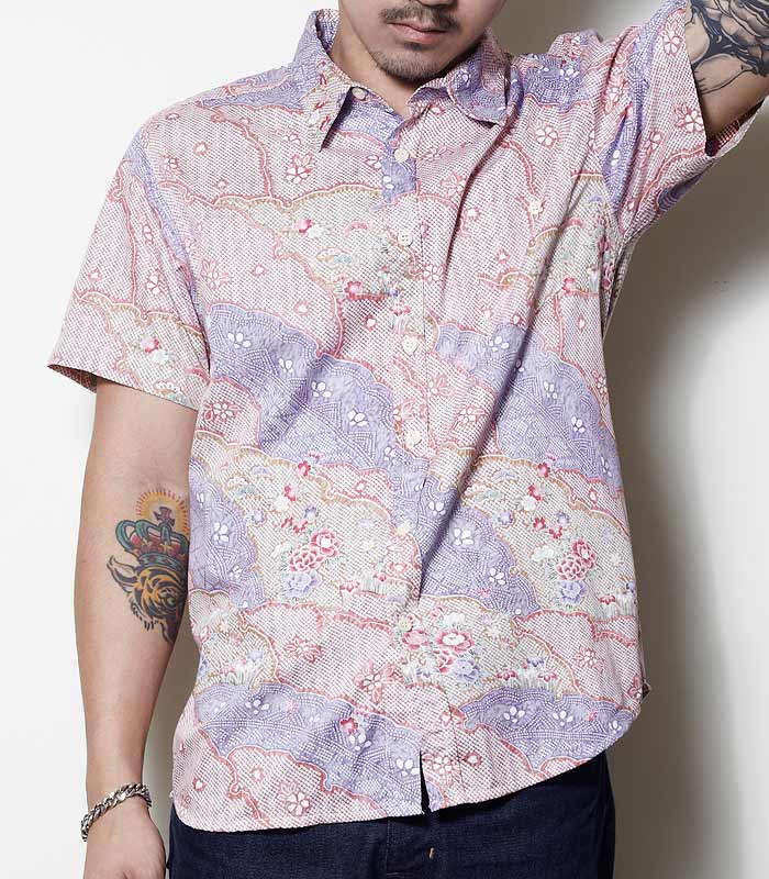 Mr.016 เสื้อเชิ้ตผู้ชายแขนสั้น ลายดอกสีม่วง