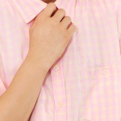 Mr.081 เสื้อเชิ้ตผู้ชายแขนสั้น ลายสก็อตสีชมพู ผ้า