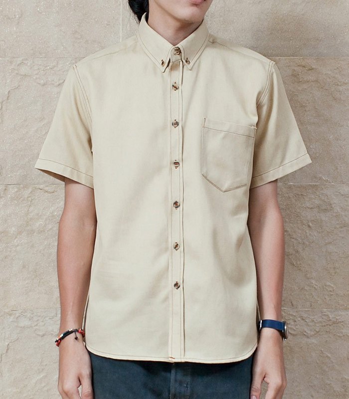 Mr.313 เสื้อเชิ้ตผู้ชายแขนสั้น ผ้ายีนส์ สีครีม - Image 2