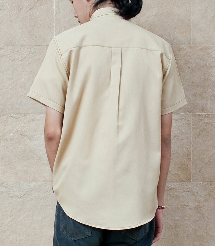 Mr.313 เสื้อเชิ้ตผู้ชายแขนสั้น ผ้ายีนส์ สีครีม - Image 3