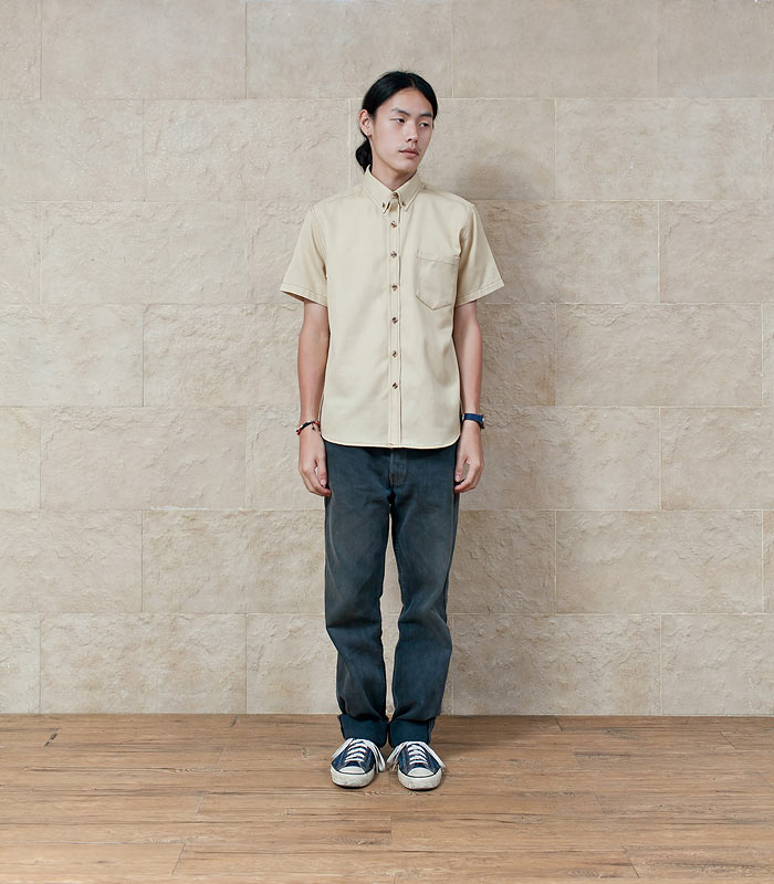 Mr.313 เสื้อเชิ้ตผู้ชายแขนสั้น ผ้ายีนส์ สีครีม - Image 5