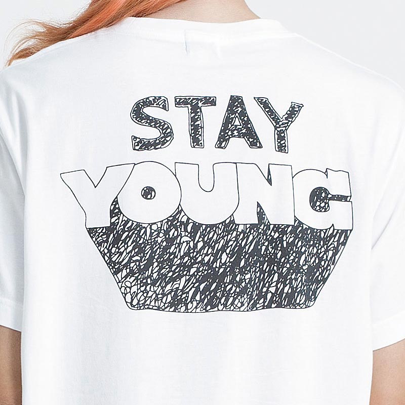 Ts.005 เสื้อยืดผู้ชายแขนสั้น ลาย Stay Young - Image 2