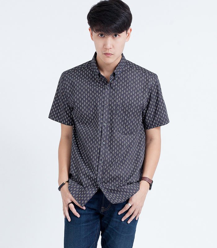 Mr.474 เสื้อเชิ้ตผู้ชายแขนสั้น ลายจุด Paisley สีดำ