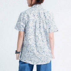 Alternative view of Mr.516 เสื้อเชิ้ตผู้หญิงแขนสั้น ลาย Color Scratch สีขาว