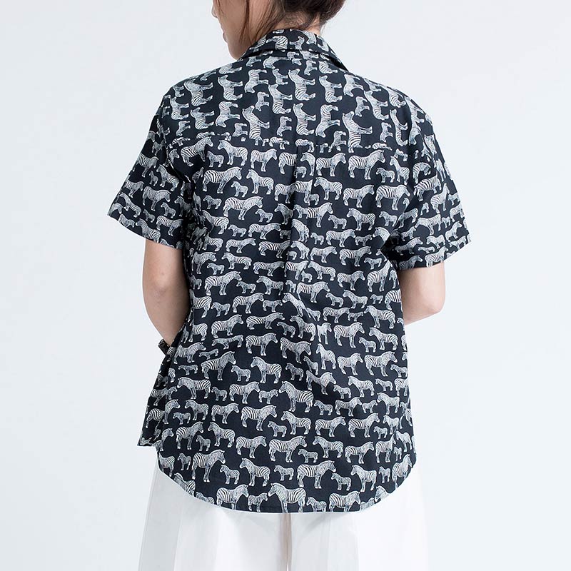Mr.585 เสื้อเชิ้ตผู้หญิงแขนสั้น ลาย Zebra สีดำ - Image 2