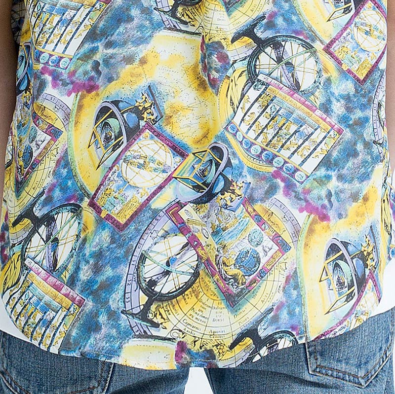 Mr.515 เสื้อเชิ้ตผู้ชายแขนสั้น ลาย SURREAL ASTROLOGY สีเหลือง - Image 3