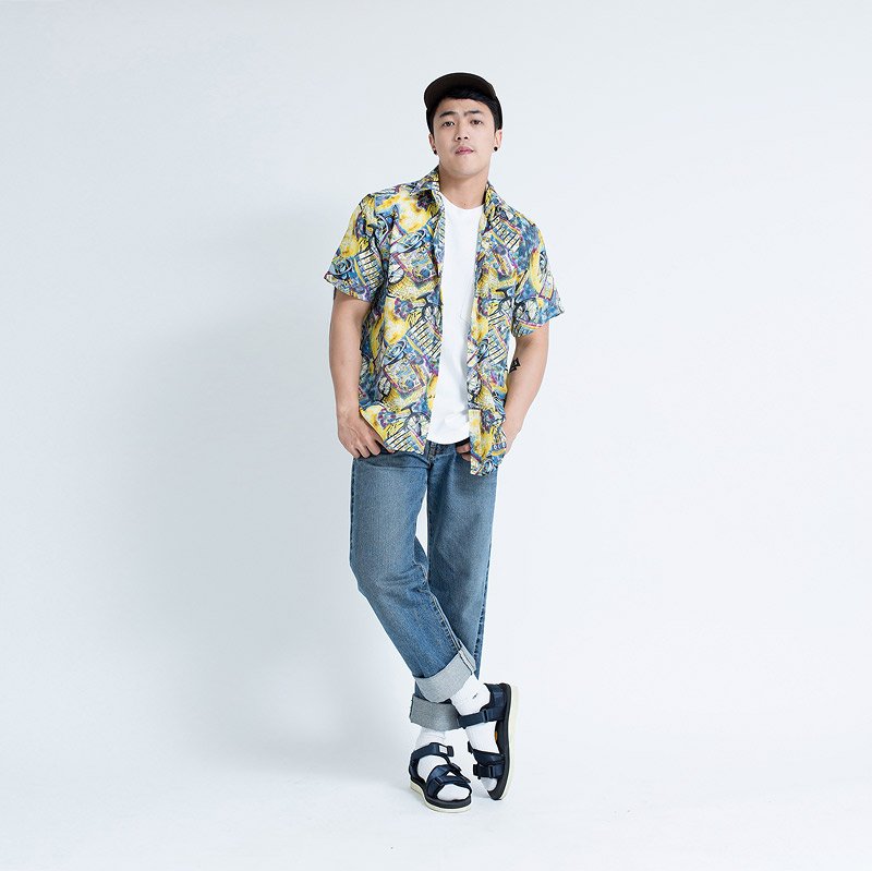 Mr.515 เสื้อเชิ้ตผู้ชายแขนสั้น ลาย SURREAL ASTROLOGY สีเหลือง - Image 4