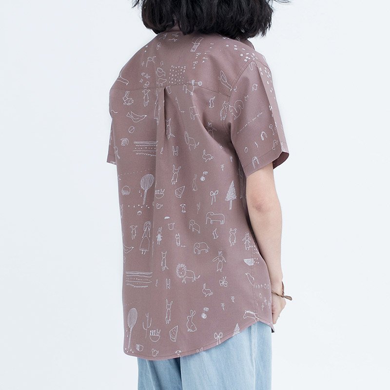 Mr.612 เสื้อเชิ้ตผู้หญิงแขนสั้น ลาย Doodle Club สีน้ำตาล - Image 2