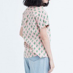 Alternative view of Mr.604 เสื้อเชิ้ตผู้หญิงแขนสั้น ลายจุด Tiny Cuctus สีชมพูส้ม