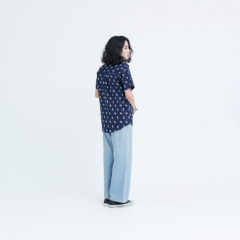 Mr.613 เสื้อเชิ้ตผู้หญิงแขนสั้น ลายจุด Donkey Doggy สีน้ำเงิน - Image 5