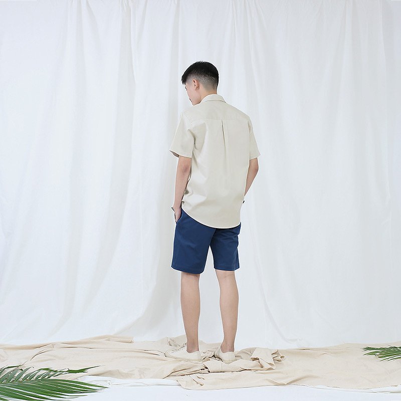 Mr.631 เสื้อเชิ้ตผู้ชายแขนสั้น พื้นเรียบสี Taupe ครีม - Image 5