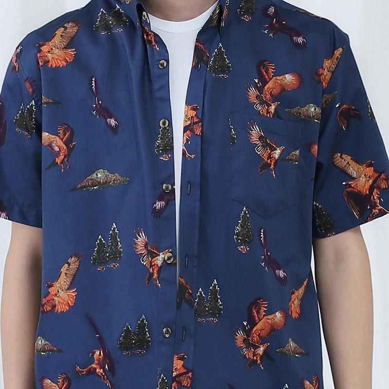 Mr.651 เสื้อเชิ้ตผู้ชายแขนสั้น ลาย Black Hawk สีน้ำเงินเข้ม - Image 3