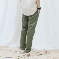 Alternative view of Lp.009 กางเกงขายาวผู้ชาย ผ้าชิโน สีเขียว Olive