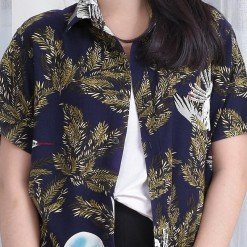 Alternative view of Mr.712 เสื้อเชิ้ตผู้หญิงแขนสั้น ลายฮาวาย Moonlight รูปนกกระสาญี่ปุ่น สีน้ำเงินเข้ม