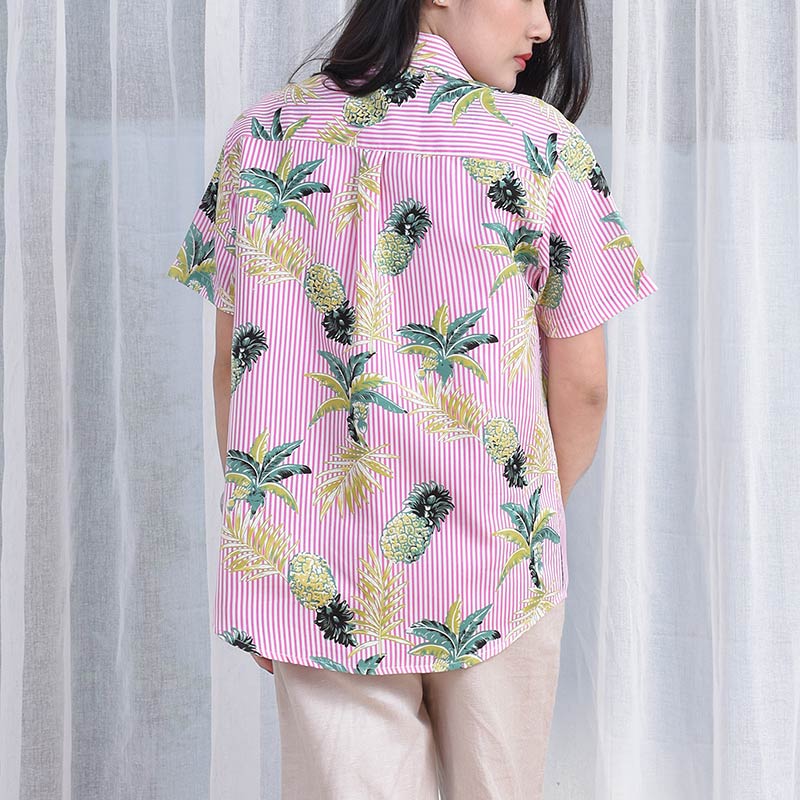 Mr.695 เสื้อเชิ้ตผู้หญิงแขนสั้น ลายทางฮาวาย Pink Pineapple สีขาวชมพู - Image 2