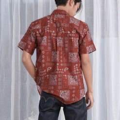 Alternative view of Mr.710 เสื้อเชิ้ตผู้ชายแขนสั้น ลาย Paisley Bandana สีแดง
