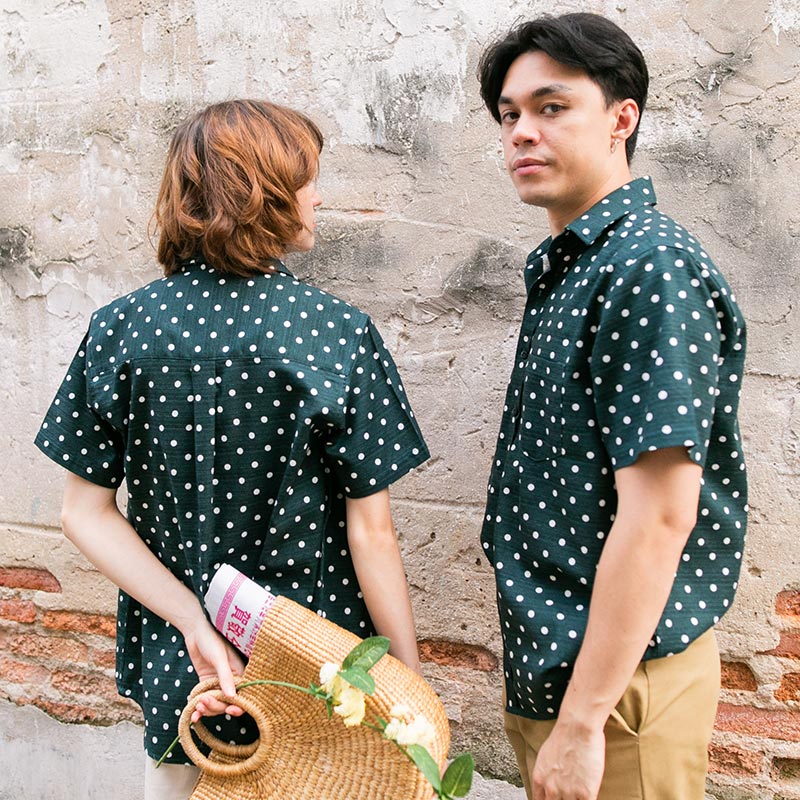 Mr.739 เสื้อเชิ้ตผู้หญิงแขนสั้น ลายจุด Linen Polka Dot สีเขียวเข้ม - Image 6