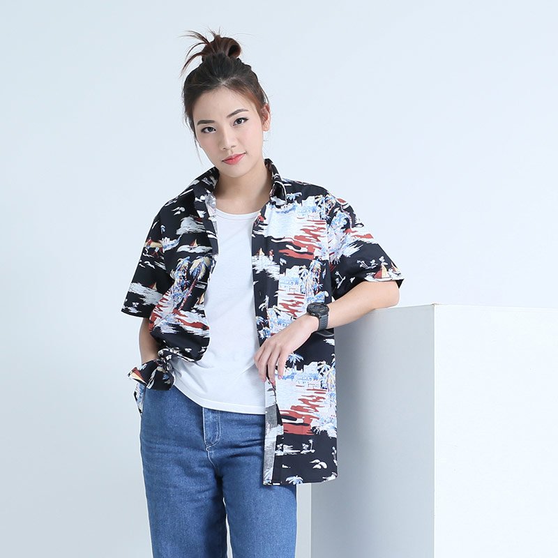 Mr.541 เสื้อเชิ้ตผู้หญิงแขนสั้น ลายฮาวาย Aloha Sunset สีดำ - Image 2