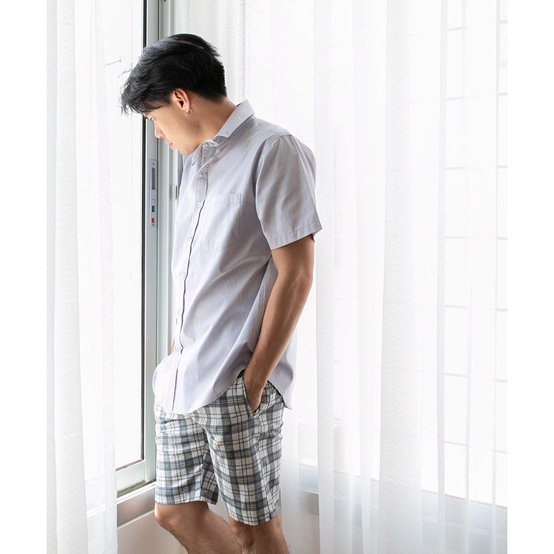 Mr.746 เสื้อเชิ้ตผู้ชายแขนสั้น Oxford Shirt สีเทาอ่อน - Image 2