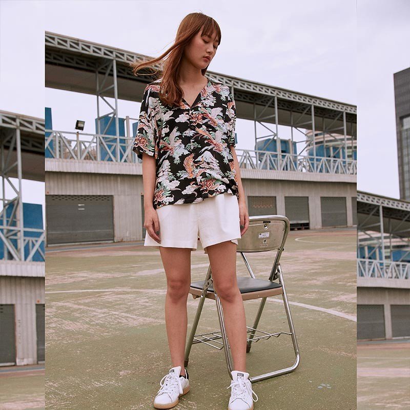 YMS-006 เสื้อเชิ้ตทรงฮาวายผู้หญิง Chinoiserie Tiger สีดำ - Image 3