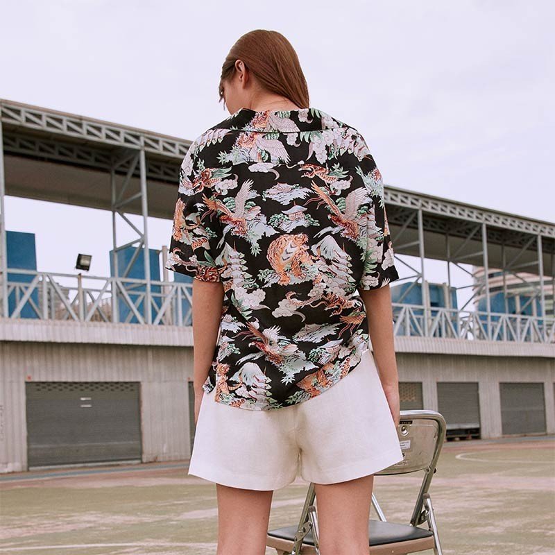 YMS-006 เสื้อเชิ้ตทรงฮาวายผู้หญิง Chinoiserie Tiger สีดำ - Image 6