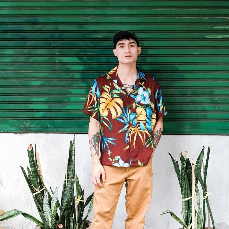 Mr.789 เสื้อเชิ้ตทรงฮาวายผู้ชาย ลายดอก Hawaii Floral สีน้ำตาล - Image 3